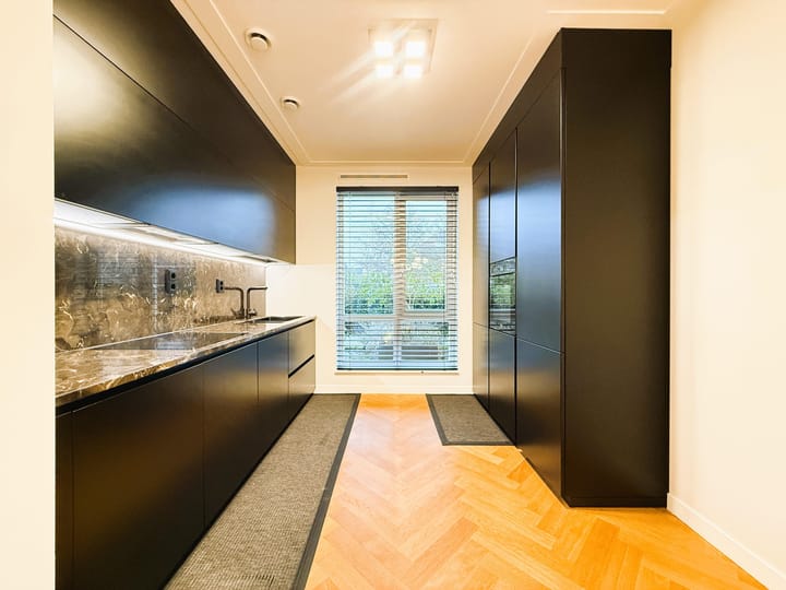 Foto 9 van Waterhoen 5