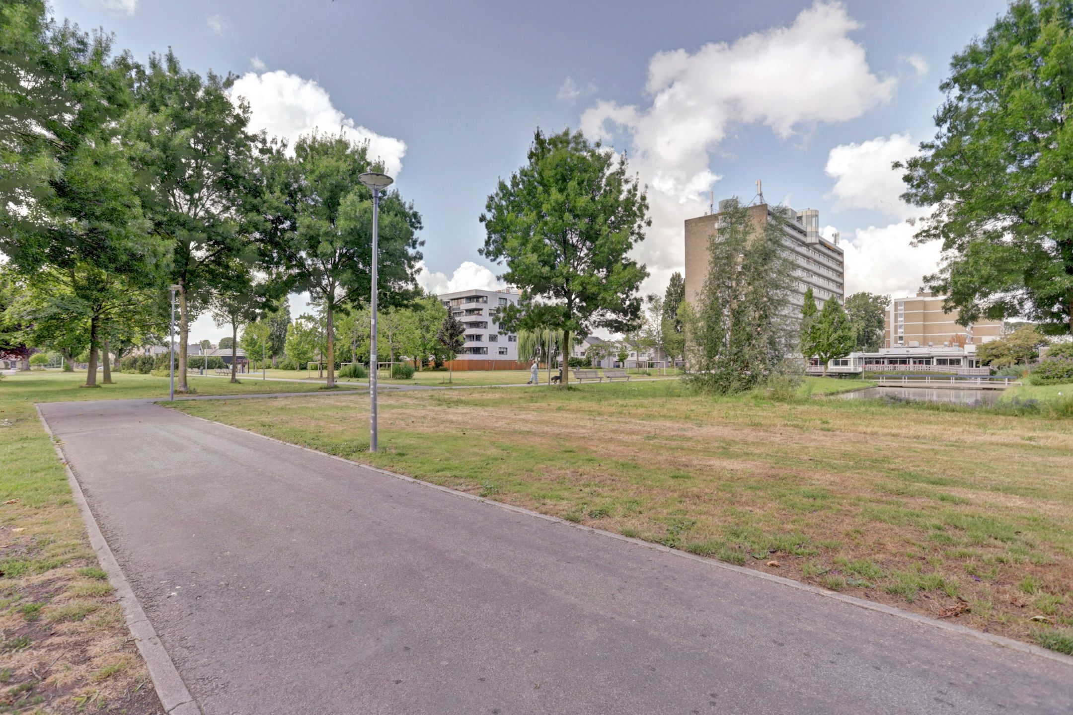 Foto 21 van Steurweg 108