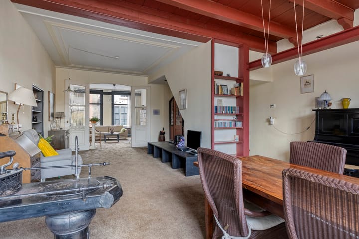 Photo 14 of Sint Domusstraat 62