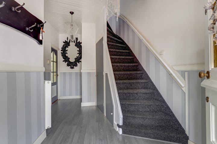 Photo 6 of J.P. Heyestraat 4