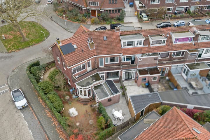 Photo 42 of J.P. Heyestraat 4