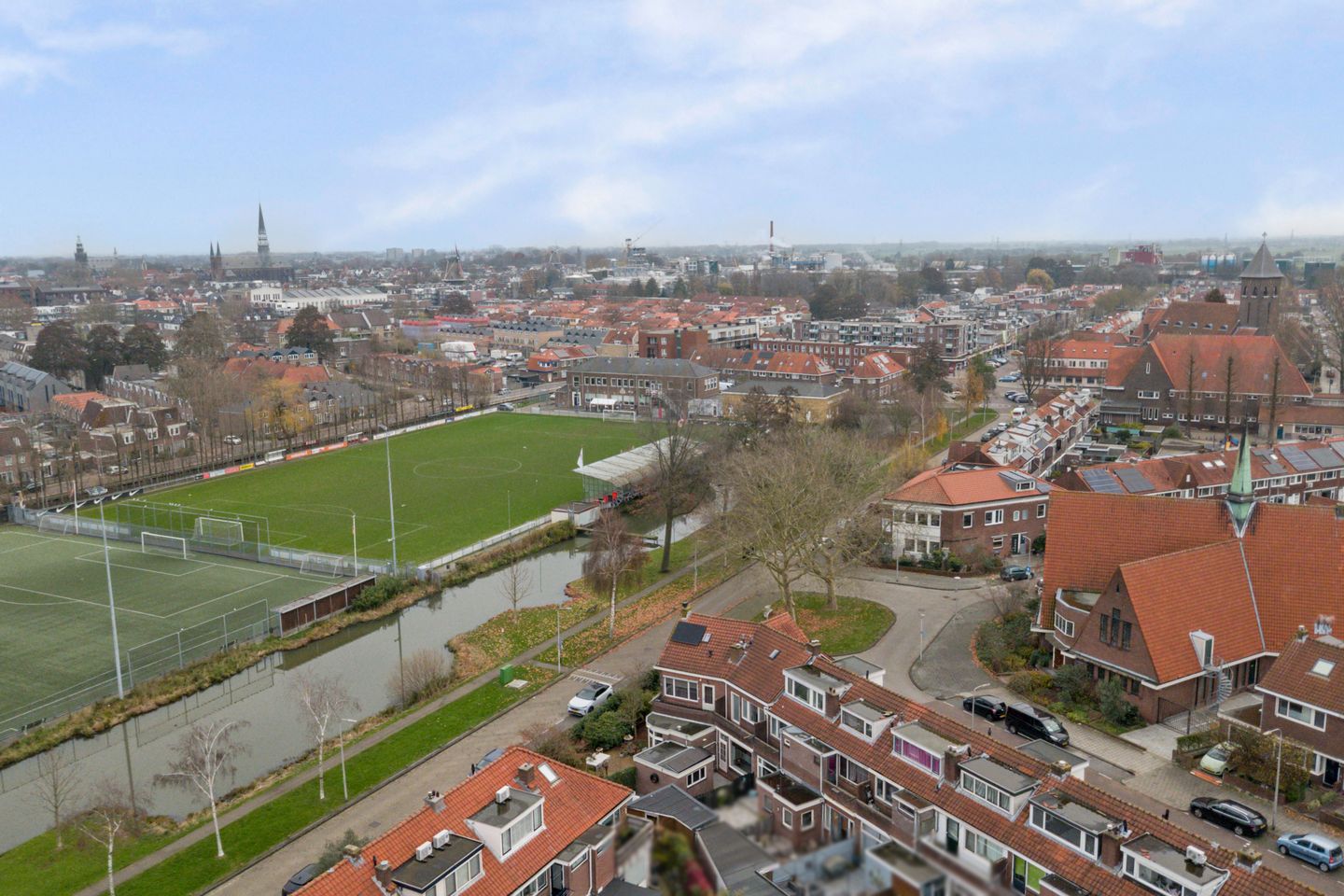 Foto 44 van J.P. Heyestraat 4