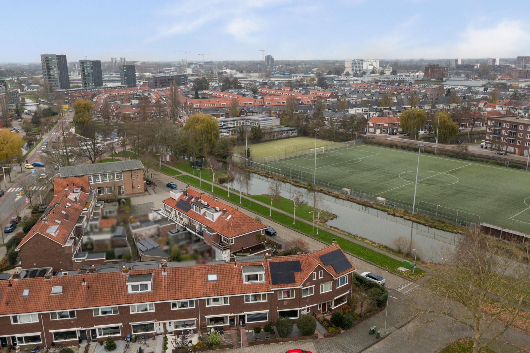 Foto 45 van J.P. Heyestraat 4