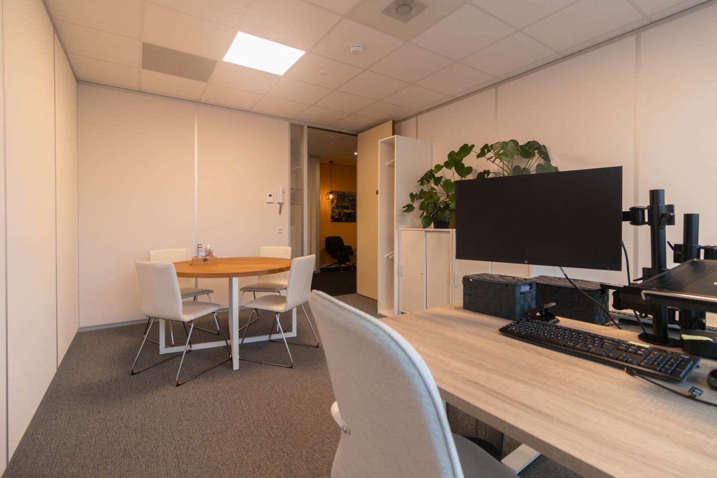 Bekijk foto 3 van Stationsstraat 1-m