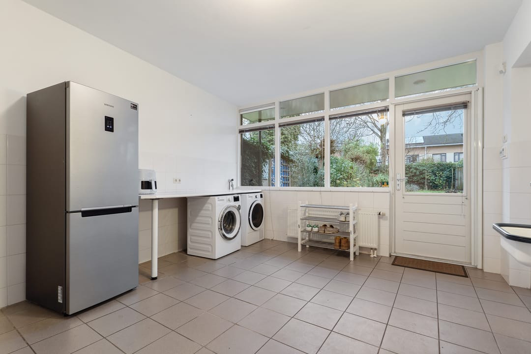 Foto 16 van St. Annastraat 275