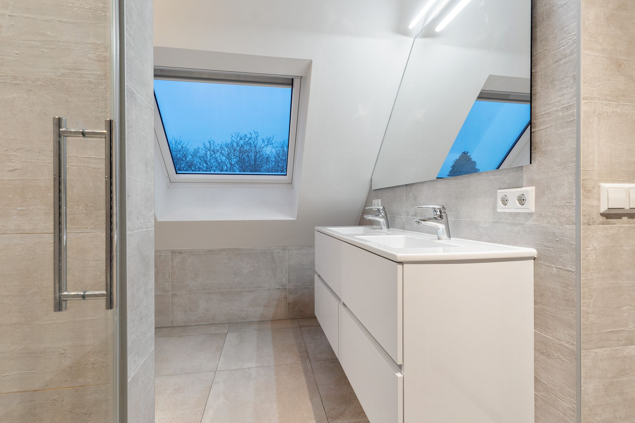 Foto 24 van St. Annastraat 275