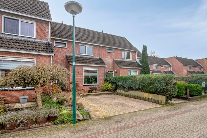 Foto 6 van Bloemheuvel 17