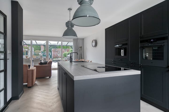 Foto 13 van Bloemheuvel 17