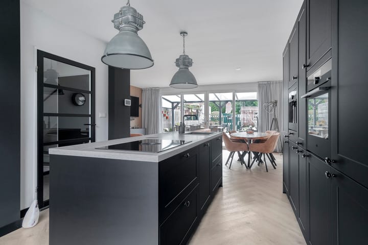 Foto 15 van Bloemheuvel 17