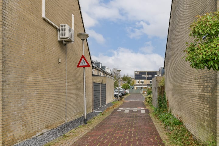 Photo 32 of Runmolenerf 1