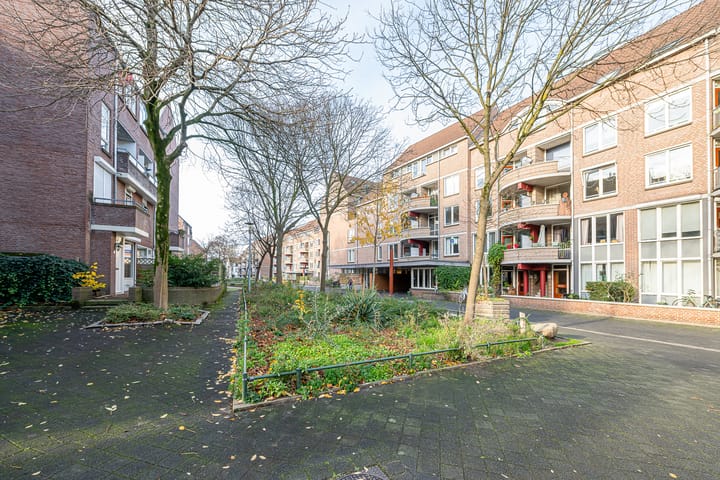 Foto 40 van Hoogbeeltplein 107