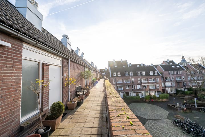 Foto 45 van Hoogbeeltplein 107