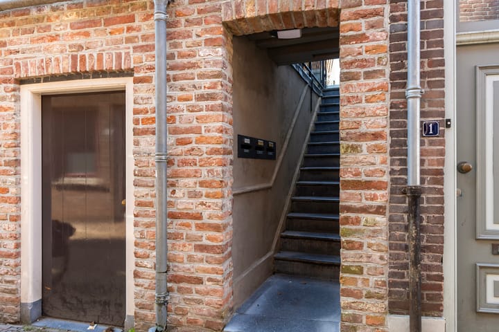 Foto 4 van Klooster Leuterstraat 27-B