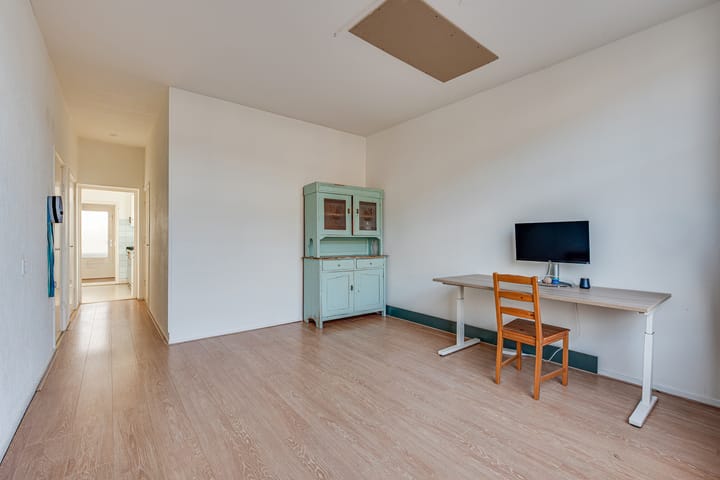 Photo 17 of Geuzenweg 230