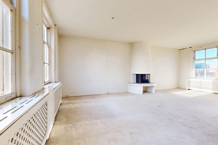 Photo 13 of Bisschop Hopmansstraat 36