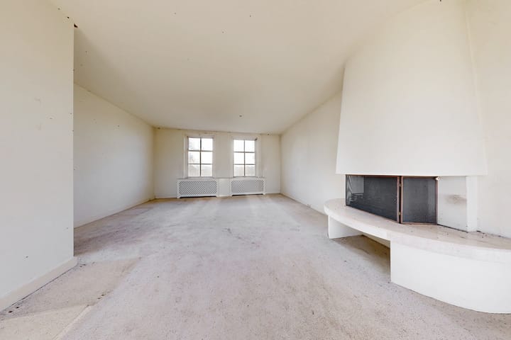 Photo 18 of Bisschop Hopmansstraat 36