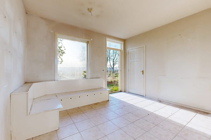 Photo 22 of Bisschop Hopmansstraat 36