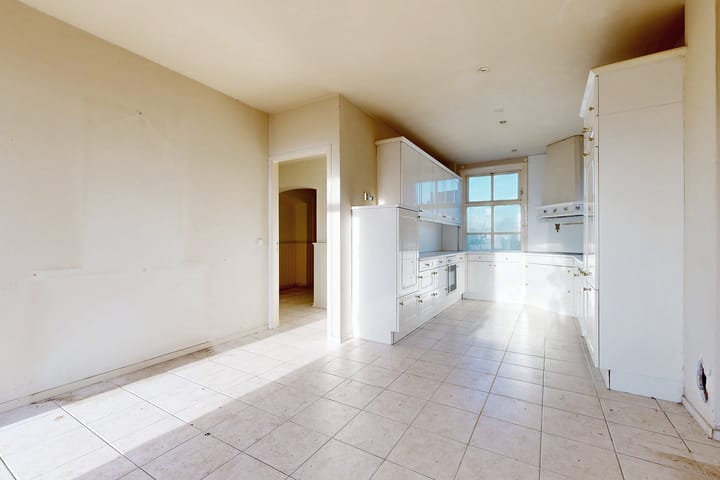 Photo 23 of Bisschop Hopmansstraat 36