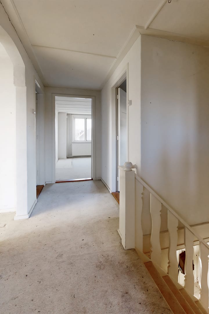 Photo 28 of Bisschop Hopmansstraat 36