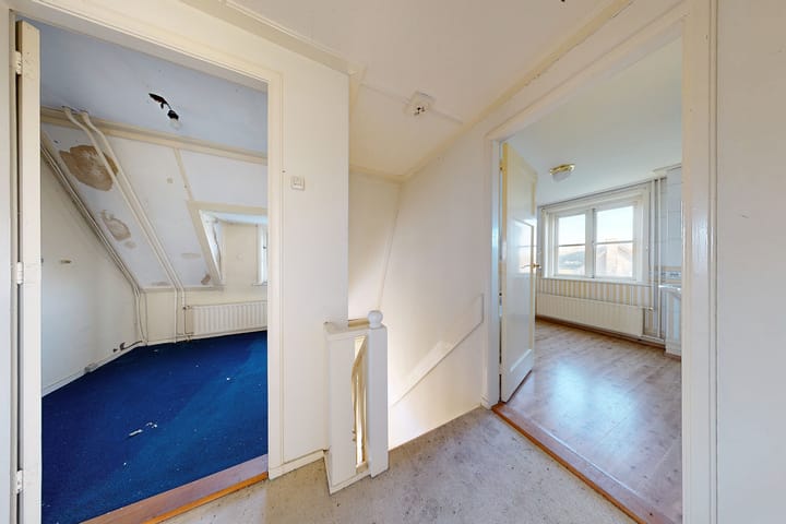 Photo 29 of Bisschop Hopmansstraat 36