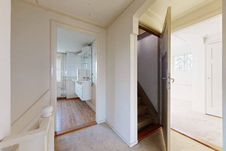 Photo 30 of Bisschop Hopmansstraat 36