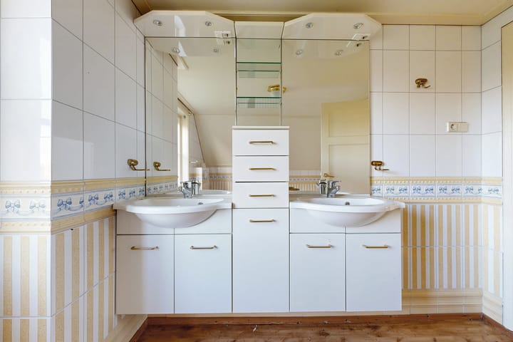 Photo 46 of Bisschop Hopmansstraat 36