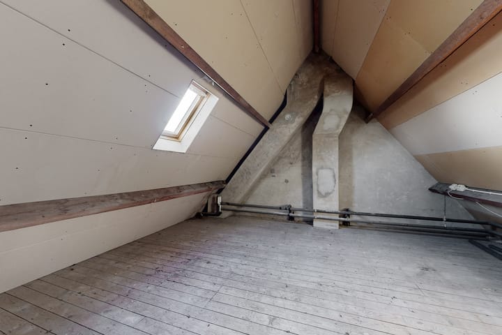 Photo 51 of Bisschop Hopmansstraat 36