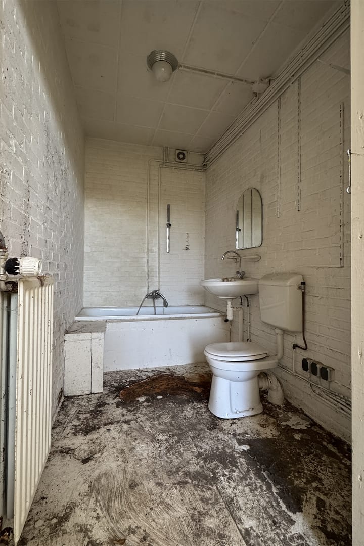 Photo 55 of Bisschop Hopmansstraat 36