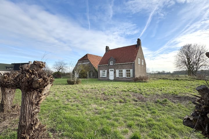 Photo 70 of Bisschop Hopmansstraat 36