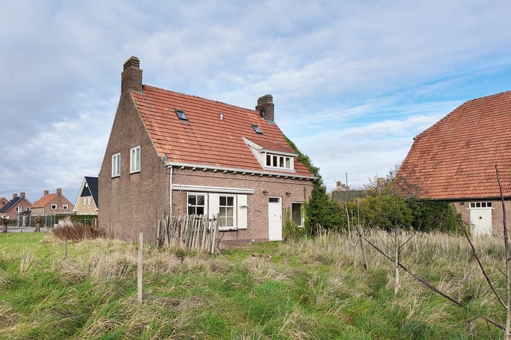 Photo 73 of Bisschop Hopmansstraat 36