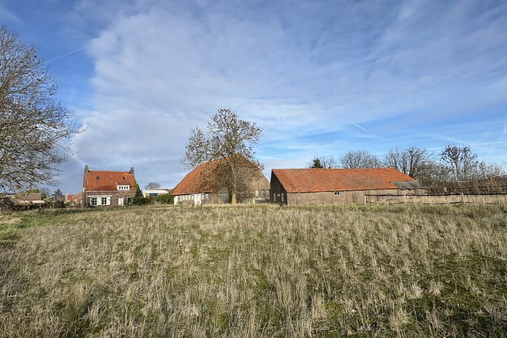 Photo 85 of Bisschop Hopmansstraat 36