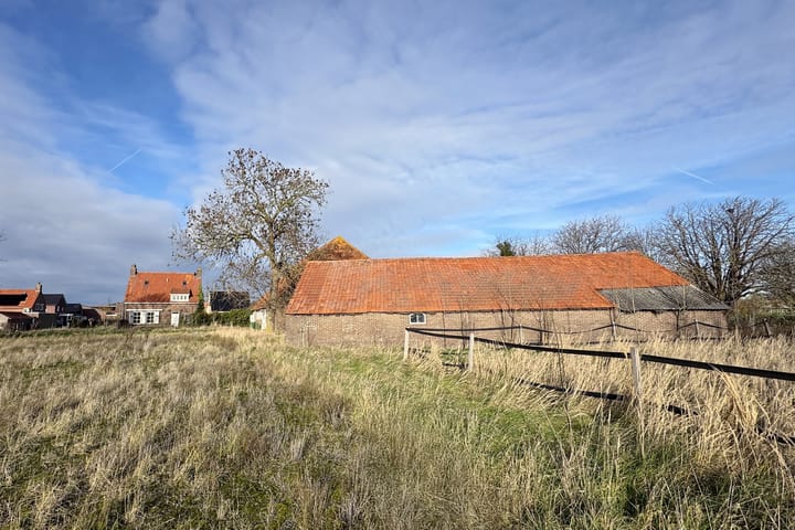 Photo 86 of Bisschop Hopmansstraat 36