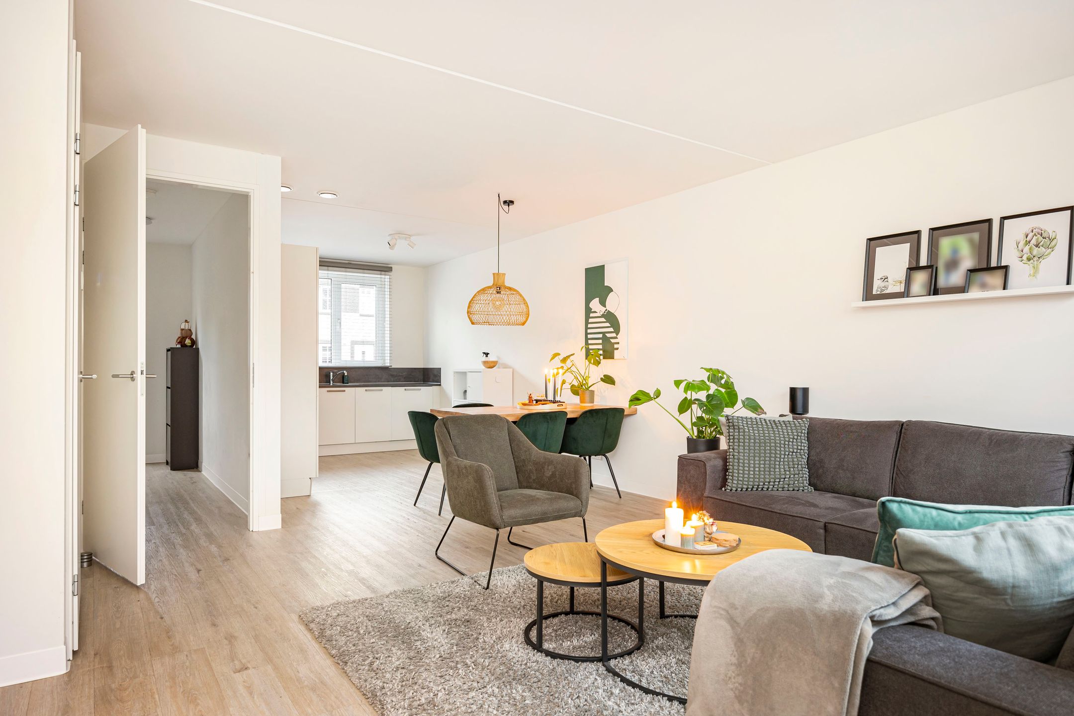 Photo 12 of Nelson Mandelastraat 4