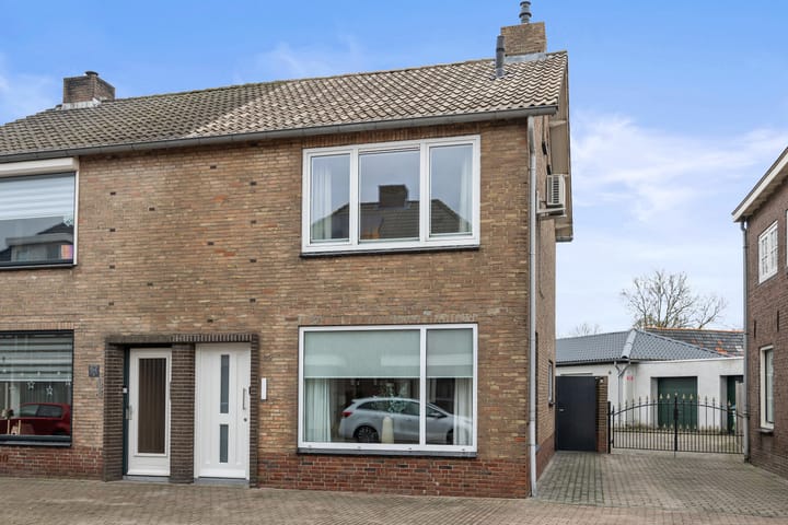 Foto 44 van Roestenbergstraat 60