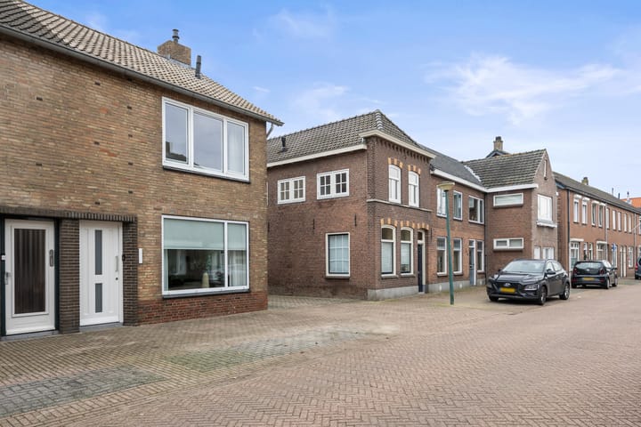 Foto 45 van Roestenbergstraat 60