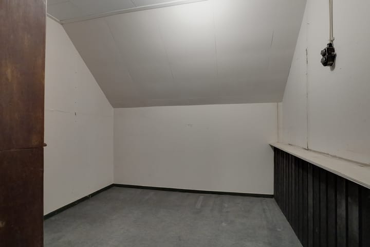 Photo 49 of Midwolderweg 31