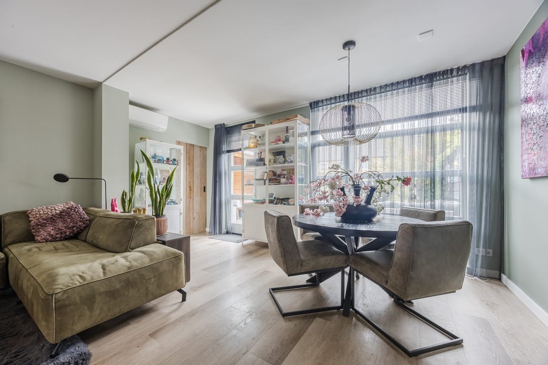 Photo 7 of Burg vd Mortelstraat 16