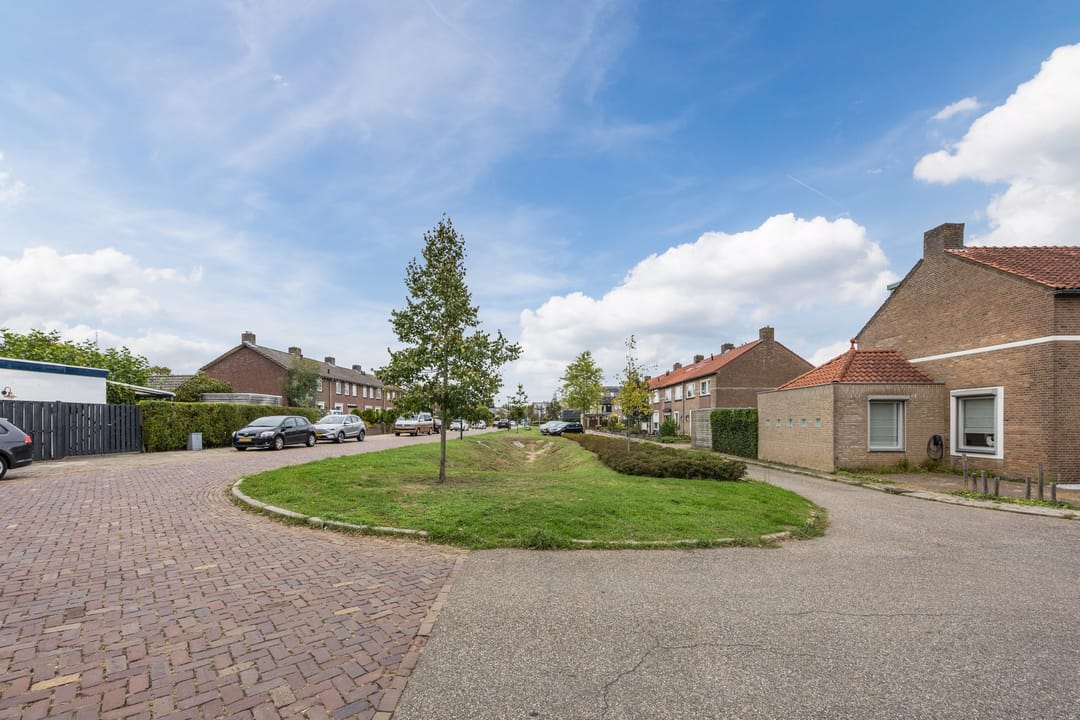 Photo 32 of Burg vd Mortelstraat 16