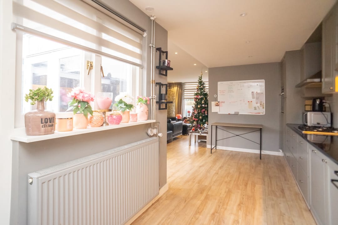 Photo 8 of van Reedestraat 19