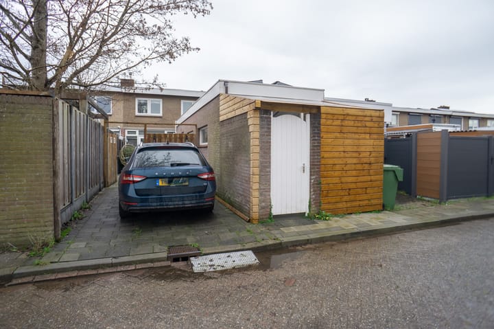 Foto 25 van van Reedestraat 19