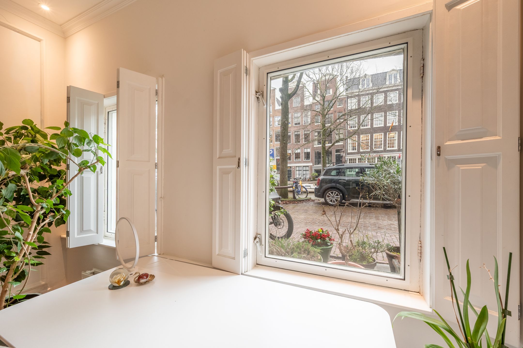 Photo 6 of Reguliersgracht 26-H