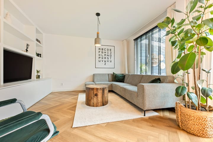 Foto 12 van Zilverpark 157