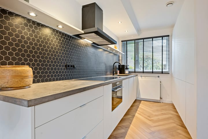 Foto 17 van Zilverpark 157