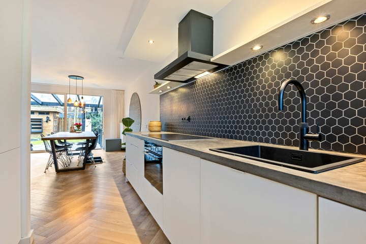 Foto 18 van Zilverpark 157