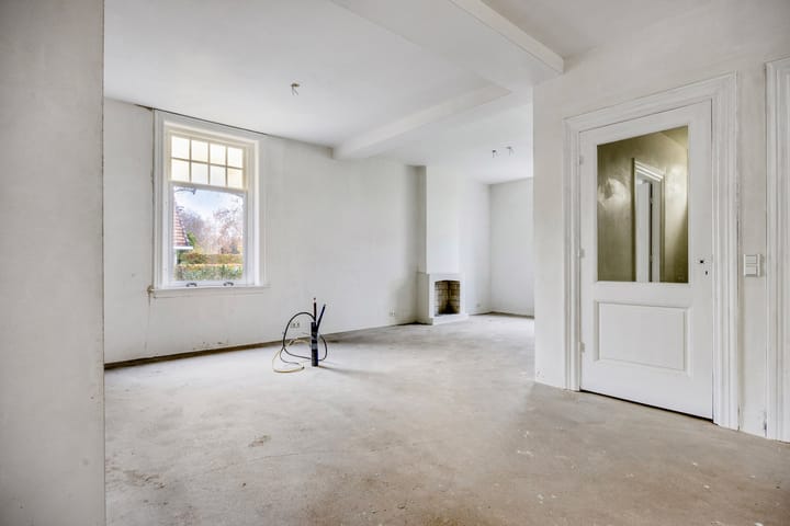 Photo 7 of Bredaseweg 343