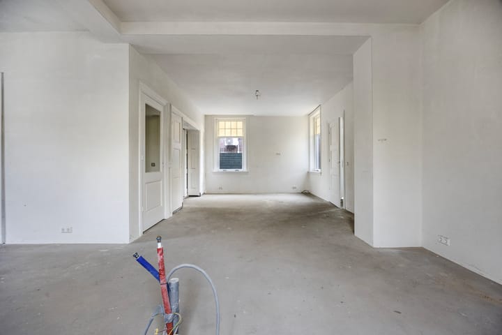 Photo 16 of Bredaseweg 343