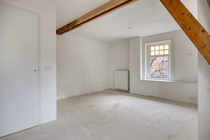 Photo 27 of Bredaseweg 343