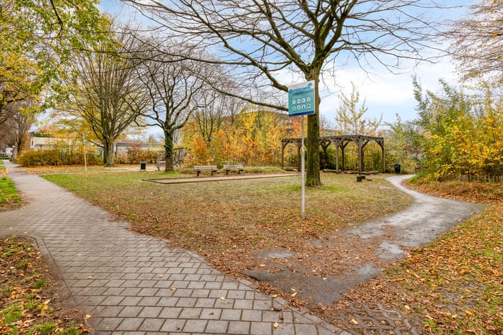 Photo 49 of Bredaseweg 343