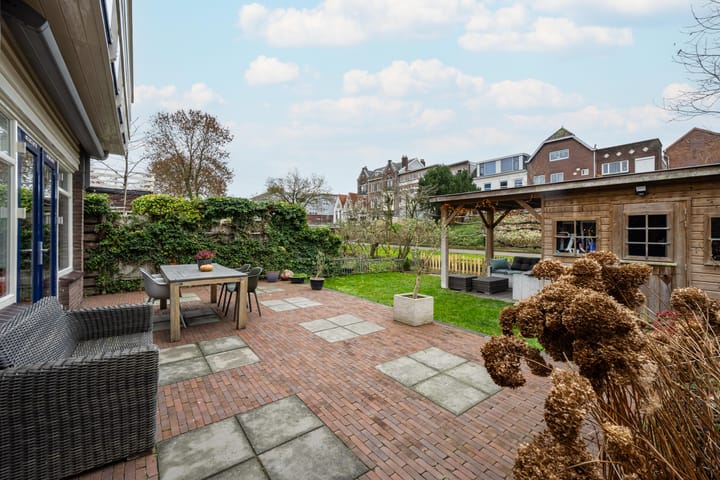 Photo 3 of Looierstraat 4