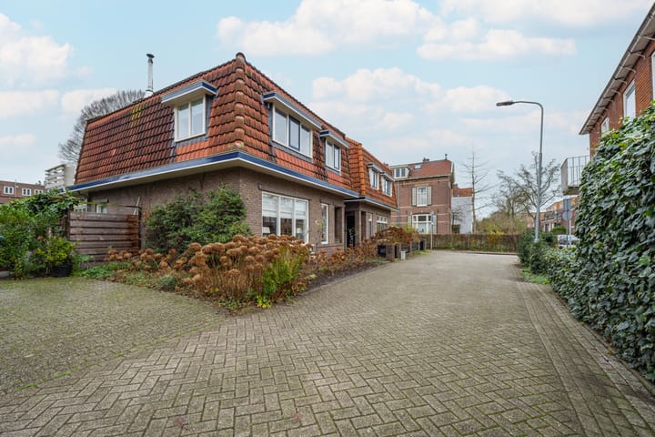 Photo 5 of Looierstraat 4